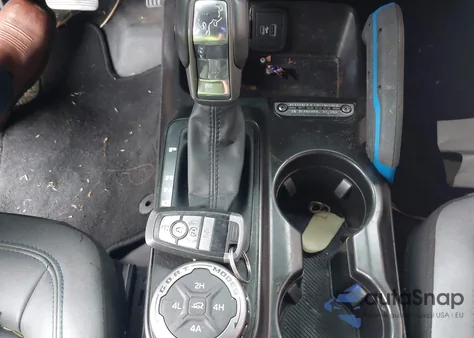 2022 Ford Bronco Black Diamond from USA, damaged, VIN 1FMEE5DP5NLA75404